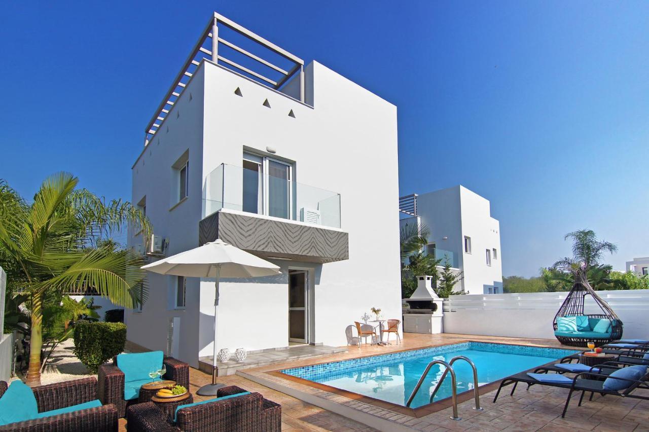 Villa Eden ไอยานาปา ภายนอก รูปภาพ
